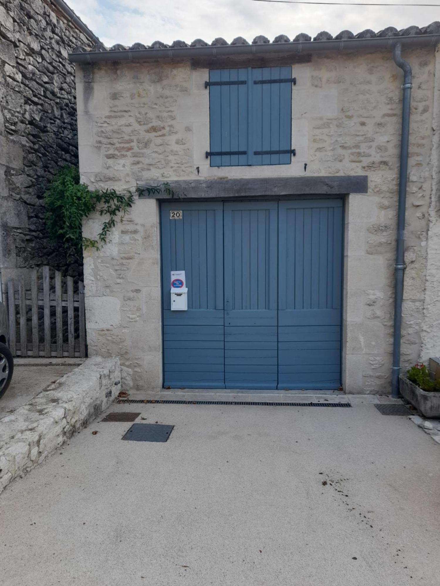 Gite De La Tour Montcuq Exteriér fotografie